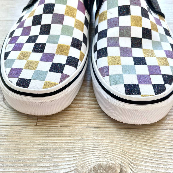 Vans Classic Black and White Canvas Sneakers - Picture 5 of 9